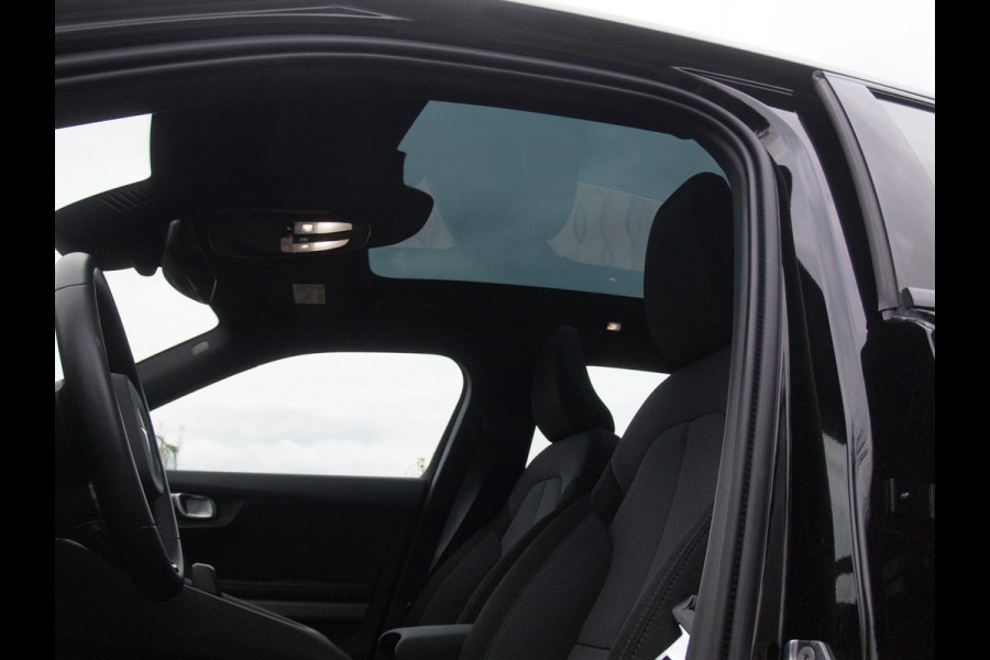 Polestar 2 Long Range Dual Motor Launch Edition 78kWh | Harman Kardon | Panoramadak | Camera | Cruise Control | Polestar 2 Long Range Dual Motor Launch Edition 78kWh | Harman Kardon | Panoramadak | Camera | Cruise Control |