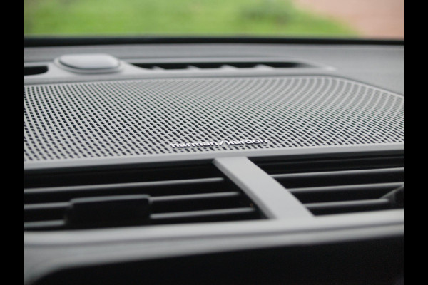 Polestar 2 Long Range Dual Motor Launch Edition 78kWh | Harman Kardon | Panoramadak | Camera | Cruise Control | Polestar 2 Long Range Dual Motor Launch Edition 78kWh | Harman Kardon | Panoramadak | Camera | Cruise Control |