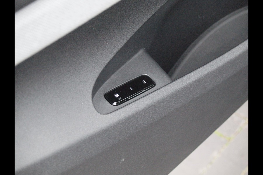 Polestar 2 Long Range Dual Motor Launch Edition 78kWh | Harman Kardon | Panoramadak | Camera | Cruise Control | Polestar 2 Long Range Dual Motor Launch Edition 78kWh | Harman Kardon | Panoramadak | Camera | Cruise Control |