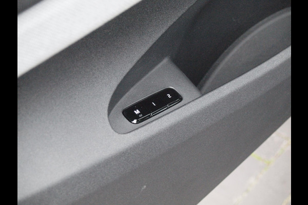 Polestar 2 Long Range Dual Motor Launch Edition 78kWh | Harman Kardon | Panoramadak | Camera | Cruise Control | Polestar 2 Long Range Dual Motor Launch Edition 78kWh | Harman Kardon | Panoramadak | Camera | Cruise Control |