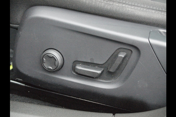 Polestar 2 Long Range Dual Motor Launch Edition 78kWh | Harman Kardon | Panoramadak | Camera | Cruise Control | Polestar 2 Long Range Dual Motor Launch Edition 78kWh | Harman Kardon | Panoramadak | Camera | Cruise Control |