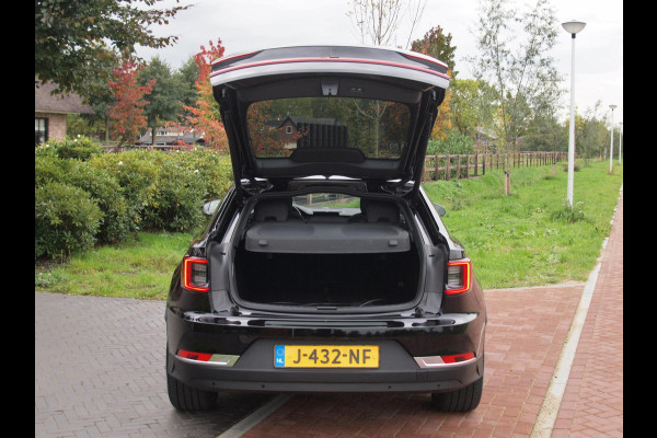 Polestar 2 Long Range Dual Motor Launch Edition 78kWh | Harman Kardon | Panoramadak | Camera | Cruise Control | Polestar 2 Long Range Dual Motor Launch Edition 78kWh | Harman Kardon | Panoramadak | Camera | Cruise Control |