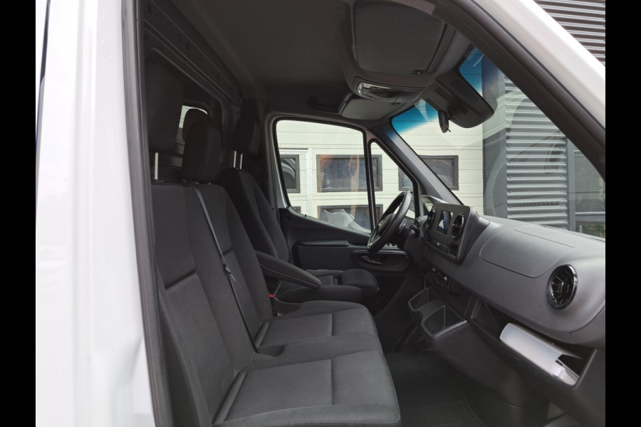 Mercedes-Benz Sprinter 316 CDI Euro 6 Automaat L2H1 - 2x Schuifdr. - 3,5t KG Trekhaak Mercedes-Benz Sprinter 316 CDI Euro 6 Automaat L2H1 - 2x Schuifdr. - 3,5t KG Trekhaak