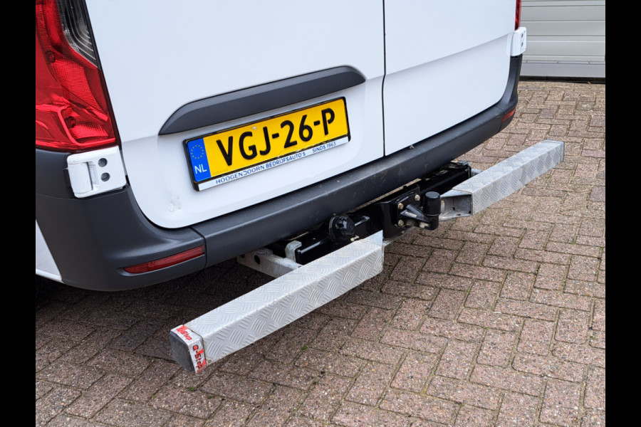 Mercedes-Benz Sprinter 316 CDI Euro 6 Automaat L2H1 - 2x Schuifdr. - 3,5t KG Trekhaak Mercedes-Benz Sprinter 316 CDI Euro 6 Automaat L2H1 - 2x Schuifdr. - 3,5t KG Trekhaak