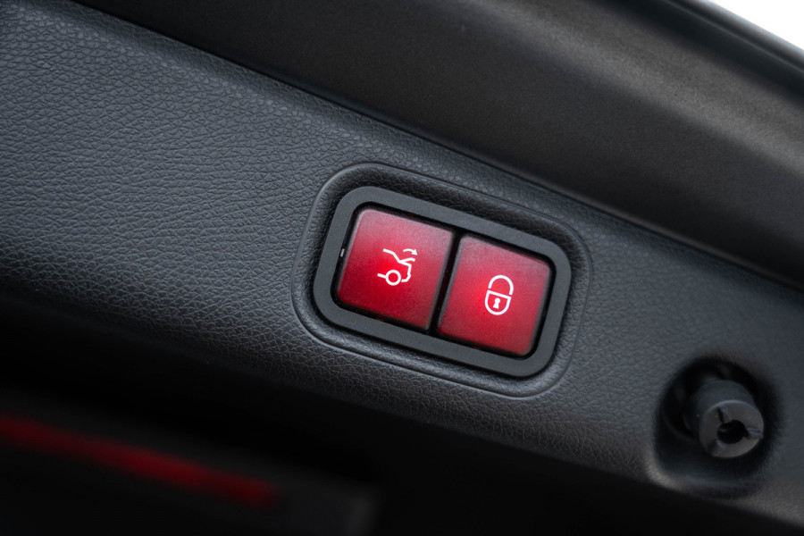 Mercedes-Benz E-Klasse AMG E63 S 4MATIC Premium Plus Edition 1 - Ceramic l Panorama l Luchtvering