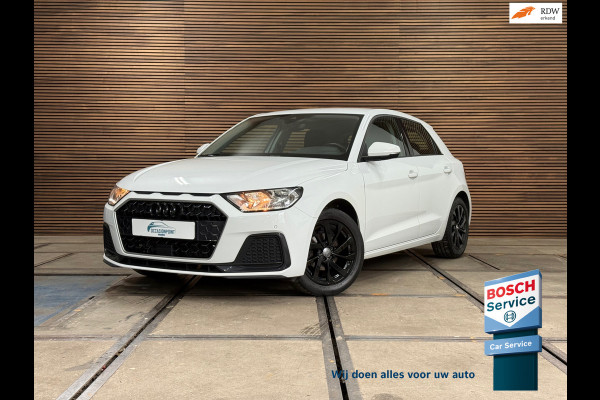 Audi A1 Sportback 25 TFSI Automaat | Black Pack | Virtual Cockpit | PDC voor + achter | Navigatie | Cruise Audi A1 Sportback 25 TFSI Automaat | Black Pack | Virtual Cockpit | PDC voor + achter | Navigatie | Cruise