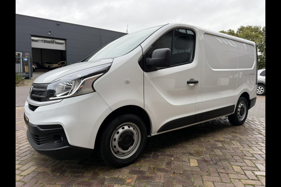 Fiat Talento 2.0 MultiJet L1H1 / NAVI + Camera / Cruise Control / PDC / 1e Eigenaar / NED-Talento Heel Netjes / Luxe Stoel met Arm