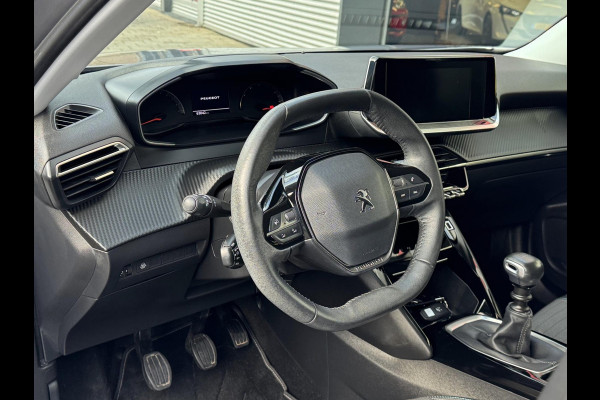 Peugeot 2008 1.2 PureTech Allure 131PK - Navigatie I LED/PDC I Achteruitrij camera I Airco I Sport velgen I Dealer onderhouden
