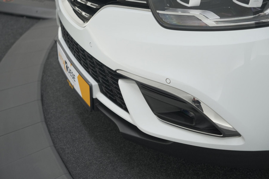 Renault Grand Scénic TCe 140 EDC Intens | 7 Zitplaatsen | Trekhaak | Camera | Dodehoekdetectie