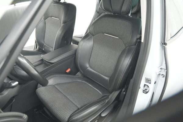 Renault Grand Scénic TCe 140 EDC Intens | 7 Zitplaatsen | Trekhaak | Camera | Dodehoekdetectie