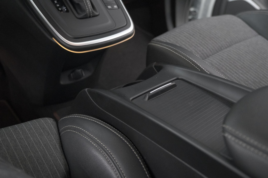 Renault Grand Scénic TCe 140 EDC Intens | 7 Zitplaatsen | Trekhaak | Camera | Dodehoekdetectie