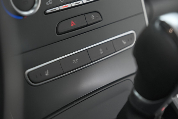 Renault Grand Scénic TCe 140 EDC Intens | 7 Zitplaatsen | Trekhaak | Camera | Dodehoekdetectie