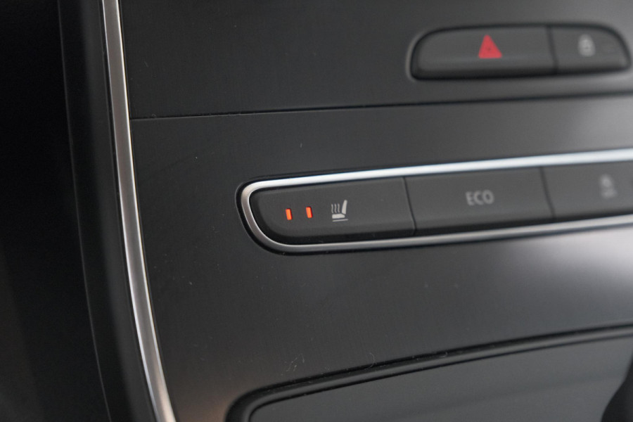 Renault Grand Scénic TCe 140 EDC Intens | 7 Zitplaatsen | Trekhaak | Camera | Dodehoekdetectie