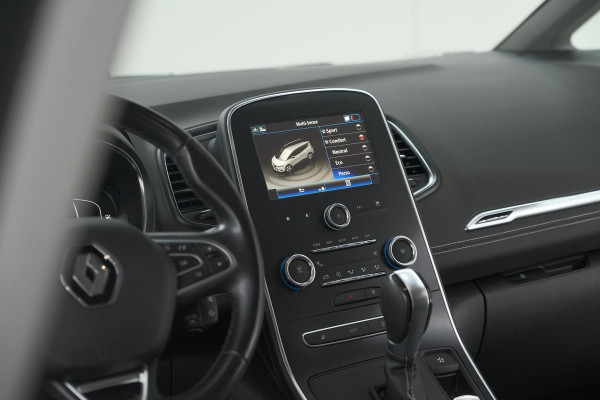 Renault Grand Scénic TCe 140 EDC Intens | 7 Zitplaatsen | Trekhaak | Camera | Dodehoekdetectie