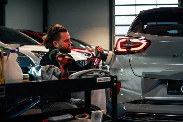 Ford Fiesta 1.0 Technology + Comfort Pack / 95 PK / Navigatie incl. Apple Carplay-Android / Cruise Control / PDC V+A / ALL-Season Ford Fiesta 1.0 Technology + Comfort Pack / 95 PK / Navigatie incl. Apple Carplay-Android / Cruise Control / PDC V+A / ALL-Season