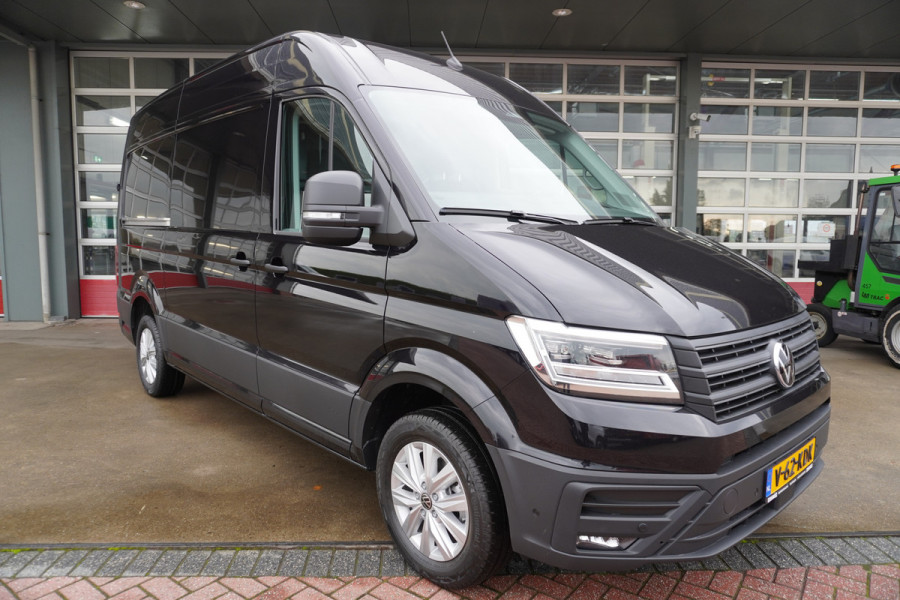 Volkswagen Crafter 30 2.0 TDI 141PK L3H3 Exclusive Automaat Climate | Adap.Cruise | Navi | Camera Volkswagen Crafter 30 2.0 TDI 141PK L3H3 Exclusive Automaat Climate | Adap.Cruise | Navi | Camera