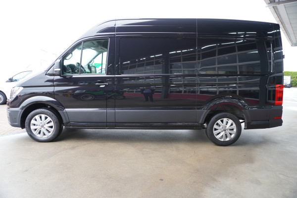 Volkswagen Crafter 30 2.0 TDI 141PK L3H3 Exclusive Automaat Climate | Adap.Cruise | Navi | Camera Volkswagen Crafter 30 2.0 TDI 141PK L3H3 Exclusive Automaat Climate | Adap.Cruise | Navi | Camera