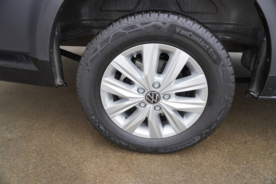 Volkswagen Crafter 30 2.0 TDI 141PK L3H3 Exclusive Automaat Climate | Adap.Cruise | Navi | Camera Volkswagen Crafter 30 2.0 TDI 141PK L3H3 Exclusive Automaat Climate | Adap.Cruise | Navi | Camera