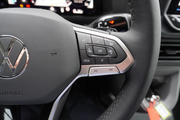 Volkswagen Crafter 30 2.0 TDI 141PK L3H3 Exclusive Automaat Climate | Adap.Cruise | Navi | Camera Volkswagen Crafter 30 2.0 TDI 141PK L3H3 Exclusive Automaat Climate | Adap.Cruise | Navi | Camera