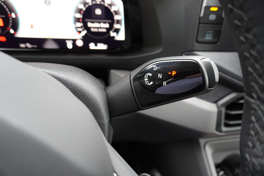 Volkswagen Crafter 30 2.0 TDI 141PK L3H3 Exclusive Automaat Climate | Adap.Cruise | Navi | Camera Volkswagen Crafter 30 2.0 TDI 141PK L3H3 Exclusive Automaat Climate | Adap.Cruise | Navi | Camera