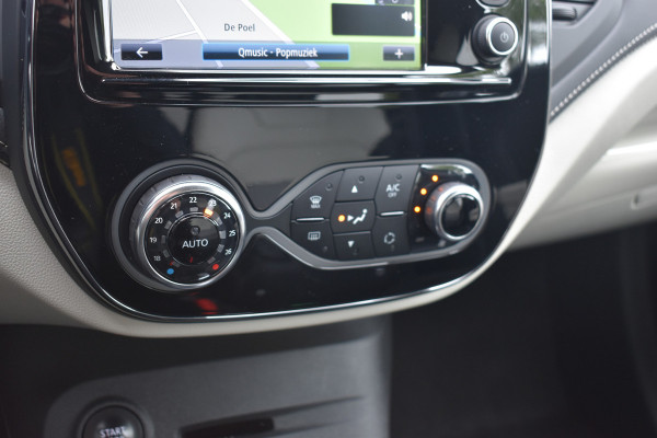 Renault Captur 1.2 TCe Initiale Paris Automaat leer Navi 13000 km Hoge instap