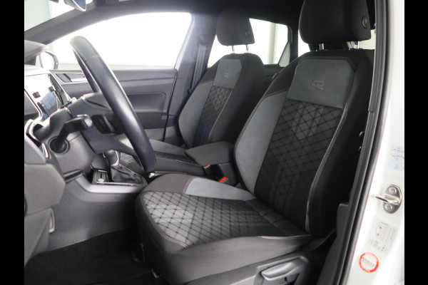 Volkswagen Polo 1.0 TSI R-Line 95PK | Automaat (DSG) | Panoramadak | Camera | Stoelverwarming Volkswagen Polo 1.0 TSI R-Line 95PK | Automaat (DSG) | Panoramadak | Camera | Stoelverwarming