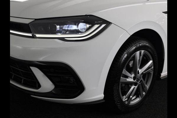 Volkswagen Polo 1.0 TSI R-Line 95PK | Automaat (DSG) | Panoramadak | Camera | Stoelverwarming Volkswagen Polo 1.0 TSI R-Line 95PK | Automaat (DSG) | Panoramadak | Camera | Stoelverwarming