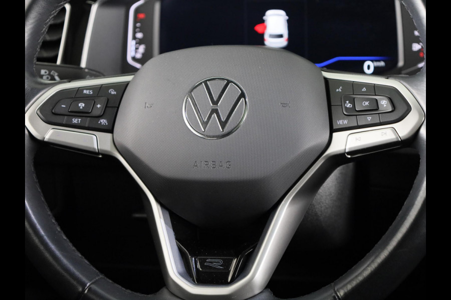 Volkswagen Polo 1.0 TSI R-Line 95PK | Automaat (DSG) | Panoramadak | Camera | Stoelverwarming Volkswagen Polo 1.0 TSI R-Line 95PK | Automaat (DSG) | Panoramadak | Camera | Stoelverwarming