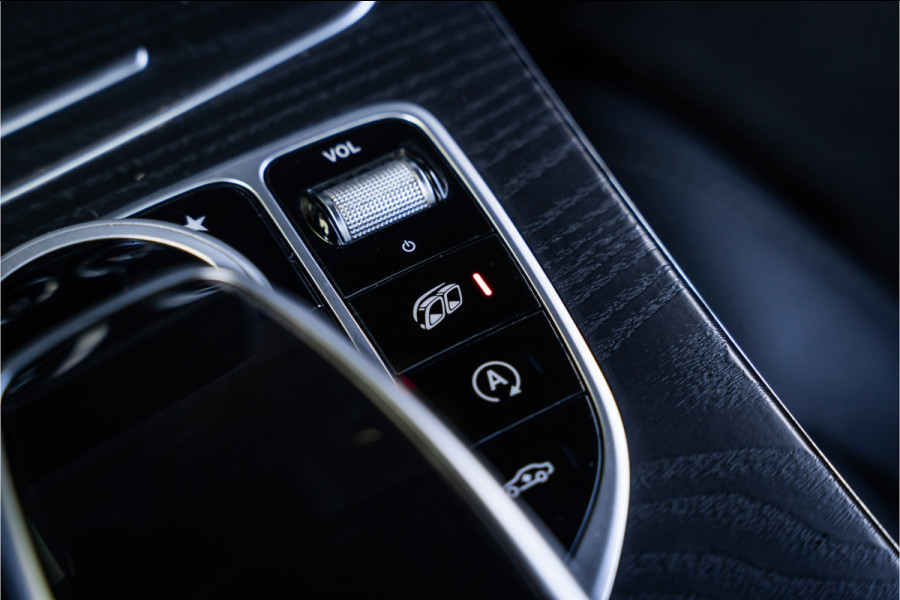 Mercedes-Benz GLC AMG GLC63 4MATIC+ - Panorama | Burmester | Luchtvering | ACC Mercedes-Benz GLC AMG GLC63 4MATIC+ - Panorama | Burmester | Luchtvering | ACC