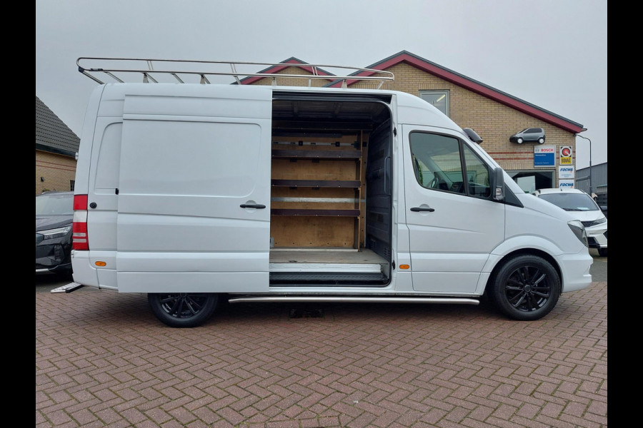 Mercedes-Benz Sprinter 316 2.2 CDI L2H2 | Camera | Imperiaal | Trekhaak Mercedes-Benz Sprinter 316 2.2 CDI L2H2 | Camera | Imperiaal | Trekhaak