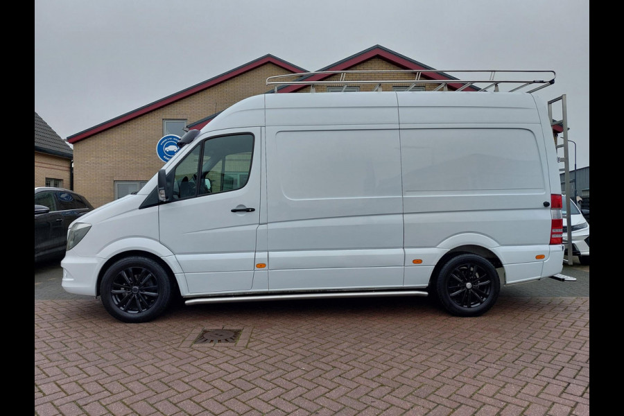 Mercedes-Benz Sprinter 316 2.2 CDI L2H2 | Camera | Imperiaal | Trekhaak Mercedes-Benz Sprinter 316 2.2 CDI L2H2 | Camera | Imperiaal | Trekhaak