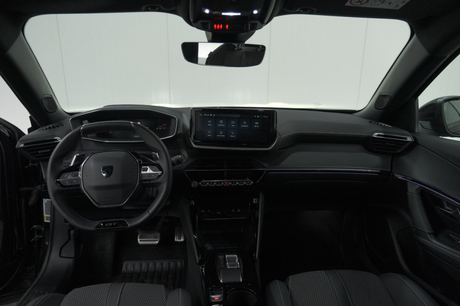 Peugeot 2008 PureTech 130 EAT8 GT | Camera | Apple Carplay | Parkeersensoren | 3D Display | Draadloos Telefoon Oplader