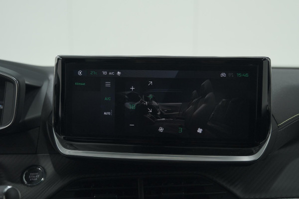 Peugeot 2008 PureTech 130 EAT8 GT | Camera | Apple Carplay | Parkeersensoren | 3D Display | Draadloos Telefoon Oplader