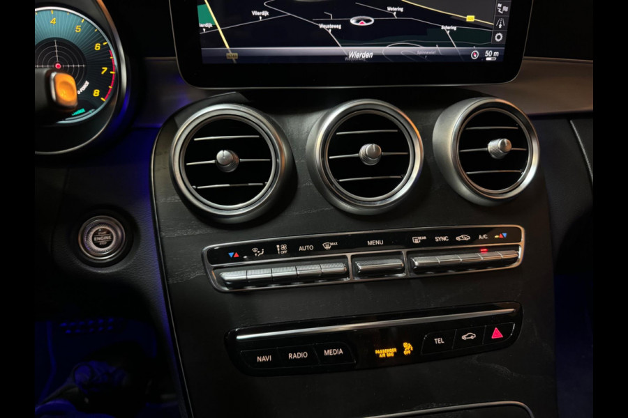 Mercedes-Benz C-Klasse 200 Business Solution AMG Garantie NAP Pano Camera PDC Cruise Digitale Cockpit Sfeer Clima Navi Rijklaar Mercedes-Benz C-Klasse 200 Business Solution AMG Garantie NAP Pano Camera PDC Cruise Digitale Cockpit Sfeer Clima Navi Rijklaar