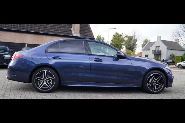 Mercedes-Benz C-Klasse 300 e star Edition AMG Line Plus | Panorama | Carbon | Camera | LED koplampen | Memory | sfeerverlichting