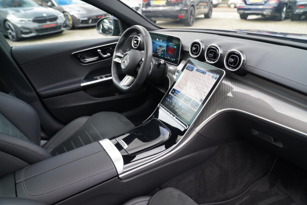 Mercedes-Benz C-Klasse 300 e star Edition AMG Line Plus | Panorama | Carbon | Camera | LED koplampen | Memory | sfeerverlichting