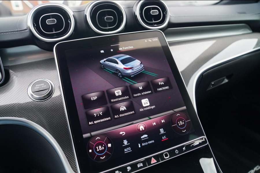 Mercedes-Benz C-Klasse 300 e star Edition AMG Line Plus | Panorama | Carbon | Camera | LED koplampen | Memory | sfeerverlichting