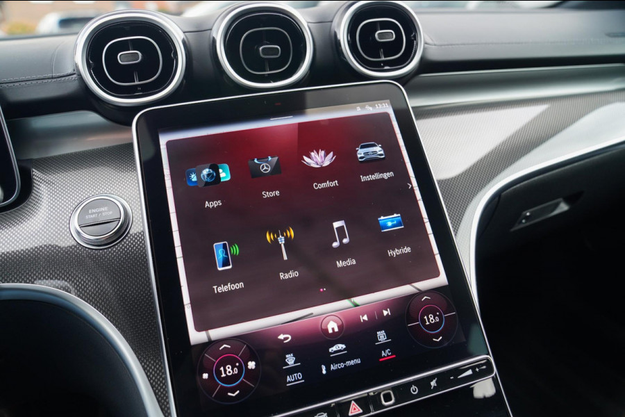 Mercedes-Benz C-Klasse 300 e star Edition AMG Line Plus | Panorama | Carbon | Camera | LED koplampen | Memory | sfeerverlichting