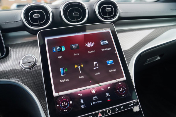 Mercedes-Benz C-Klasse 300 e star Edition AMG Line Plus | Panorama | Carbon | Camera | LED koplampen | Memory | sfeerverlichting