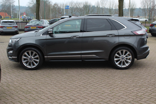 Ford Edge 2.0 TDCI Vignale / Trekhaak / Panoramadak / Camera / Leder / 20'' / Keyless / Apple CarPlay / DAB / Stoelverwarming / Stuurverwarming / Cruise Control Ford Edge 2.0 TDCI Vignale / Trekhaak / Panoramadak / Camera / Leder / 20'' / Keyless / Apple CarPlay / DAB / Stoelverwarming / Stuurverwarming / Cruise Control