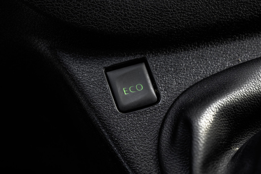 Renault Trafic **2.0 dCi L2H1 | 120 PK | Euro 6 | 5-Persoons | Cruise | Airco | DC** Renault Trafic **2.0 dCi L2H1 | 120 PK | Euro 6 | 5-Persoons | Cruise | Airco | DC**