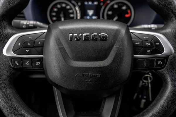 Iveco Daily **35S14V 2.3 L2H2 | Automaat | Euro 6 | Cruise | Climate | 3500 KG Trekgewicht | Trekhaak** Iveco Daily **35S14V 2.3 L2H2 | Automaat | Euro 6 | Cruise | Climate | 3500 KG Trekgewicht | Trekhaak**