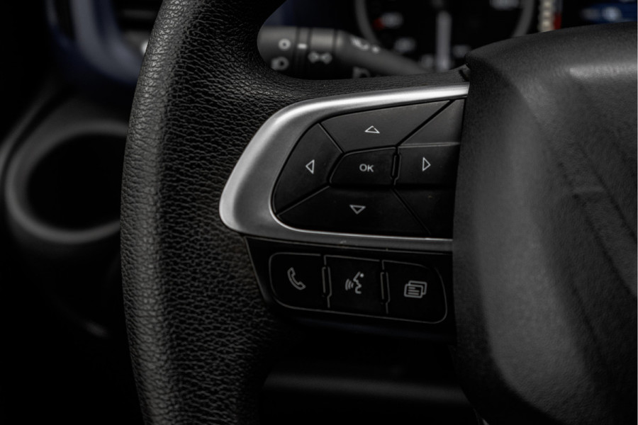 Iveco Daily **35S14V 2.3 L2H2 | Automaat | Euro 6 | Cruise | Climate | 3500 KG Trekgewicht | Trekhaak** Iveco Daily **35S14V 2.3 L2H2 | Automaat | Euro 6 | Cruise | Climate | 3500 KG Trekgewicht | Trekhaak**