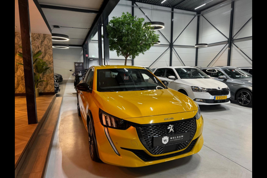 Peugeot 208 1.2 PureTech GT-Line Sport 131PK Garantie Carplay Sfeer LED Camera Cruise Clima Navi Rijklaar Peugeot 208 1.2 PureTech GT-Line Sport 131PK Garantie Carplay Sfeer LED Camera Cruise Clima Navi Rijklaar