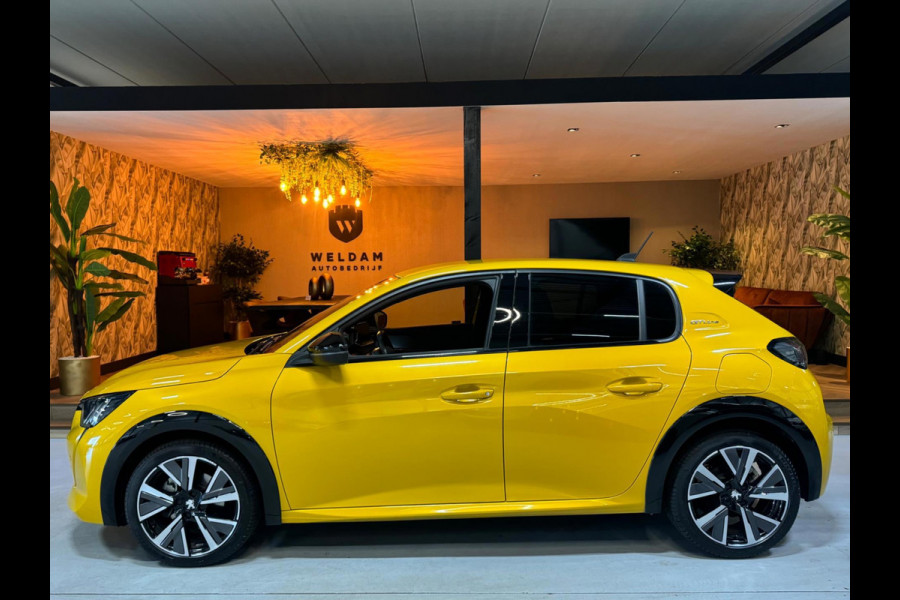 Peugeot 208 1.2 PureTech GT-Line Sport 131PK Garantie Carplay Sfeer LED Camera Cruise Clima Navi Rijklaar Peugeot 208 1.2 PureTech GT-Line Sport 131PK Garantie Carplay Sfeer LED Camera Cruise Clima Navi Rijklaar