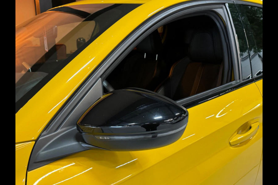 Peugeot 208 1.2 PureTech GT-Line Sport 131PK Garantie Carplay Sfeer LED Camera Cruise Clima Navi Rijklaar Peugeot 208 1.2 PureTech GT-Line Sport 131PK Garantie Carplay Sfeer LED Camera Cruise Clima Navi Rijklaar