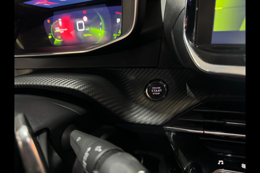 Peugeot 208 1.2 PureTech GT-Line Sport 131PK Garantie Carplay Sfeer LED Camera Cruise Clima Navi Rijklaar Peugeot 208 1.2 PureTech GT-Line Sport 131PK Garantie Carplay Sfeer LED Camera Cruise Clima Navi Rijklaar