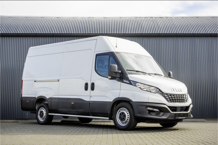 Iveco Daily **35S14V 2.3 L2H2 | Automaat | Euro 6 | Cruise | Climate | 3500 KG Trekgewicht | Trekhaak** Iveco Daily **35S14V 2.3 L2H2 | Automaat | Euro 6 | Cruise | Climate | 3500 KG Trekgewicht | Trekhaak**