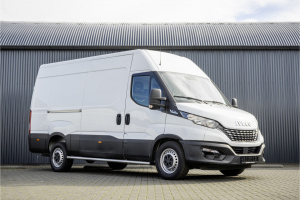Iveco Daily **35S14V 2.3 L2H2 | Automaat | Euro 6 | Cruise | Climate | 3500 KG Trekgewicht | Trekhaak** Iveco Daily **35S14V 2.3 L2H2 | Automaat | Euro 6 | Cruise | Climate | 3500 KG Trekgewicht | Trekhaak**