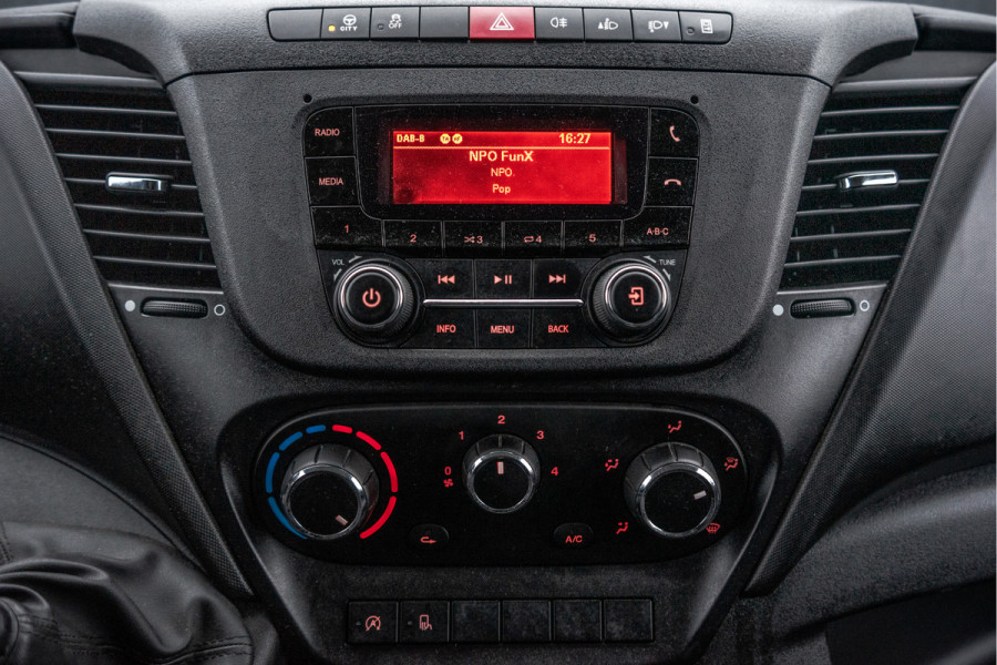 Iveco Daily **35S14V 2.3 L2H2 | 136 PK | Cruise | Airco | 3500 KG Trekgewicht** Iveco Daily **35S14V 2.3 L2H2 | 136 PK | Cruise | Airco | 3500 KG Trekgewicht**